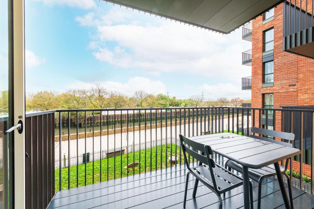 Stayo Apartments Barking Wharf Londres Extérieur photo