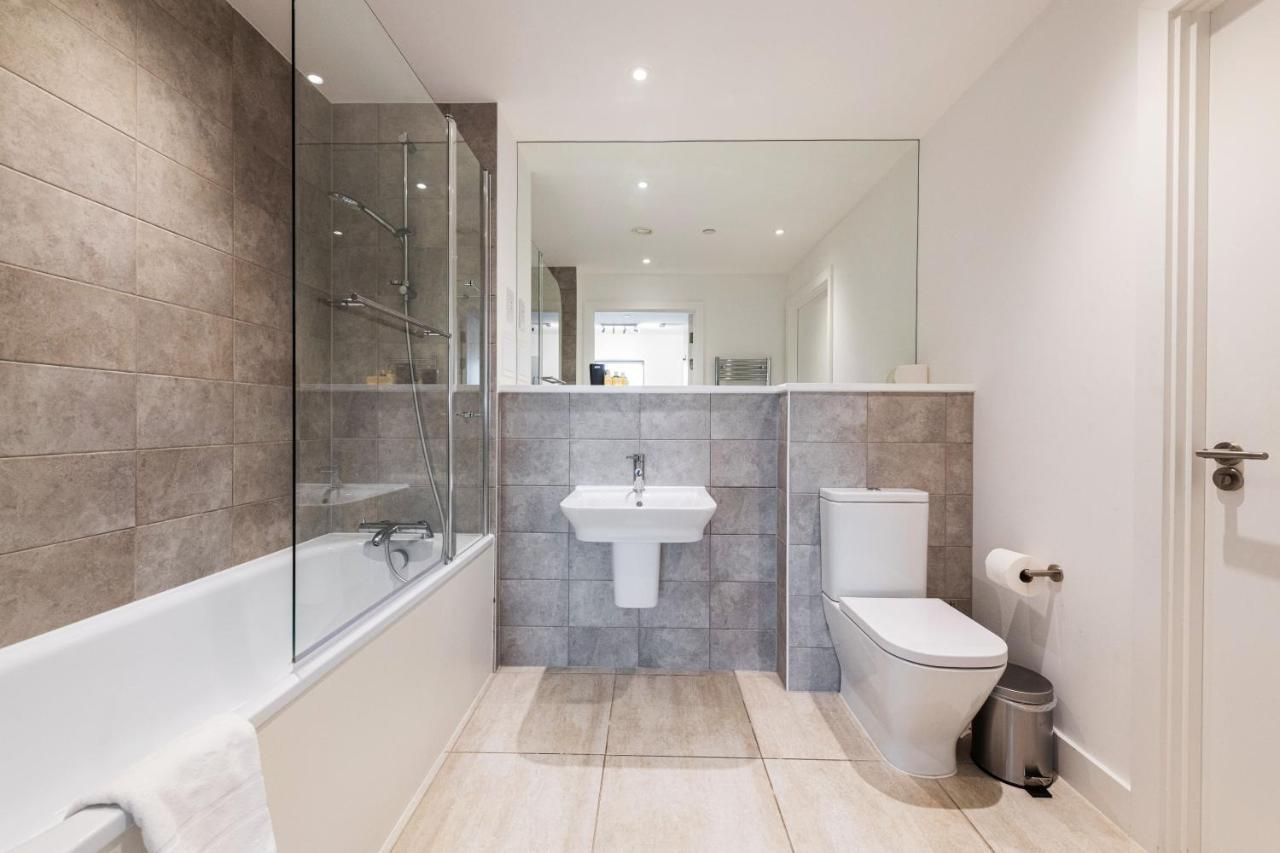 Stayo Apartments Barking Wharf Londres Extérieur photo