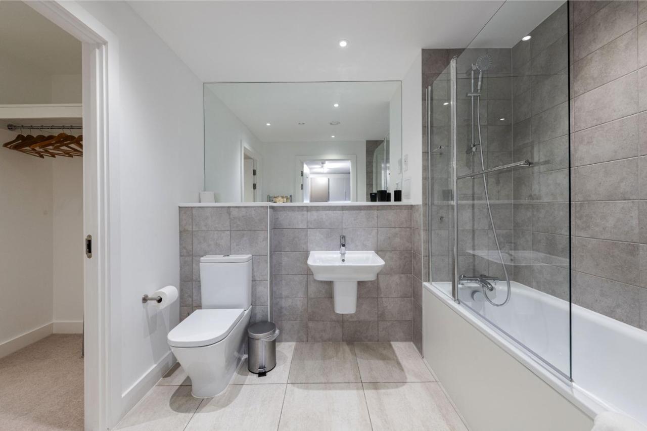 Stayo Apartments Barking Wharf Londres Extérieur photo