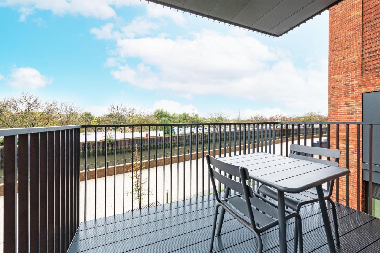 Stayo Apartments Barking Wharf Londres Extérieur photo